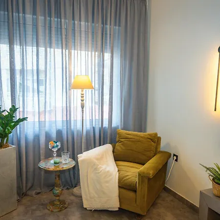 Ixia Home Apartmán *