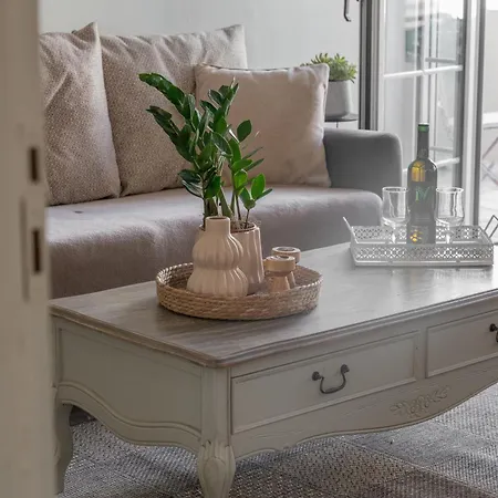 Ixia Home Apartmán